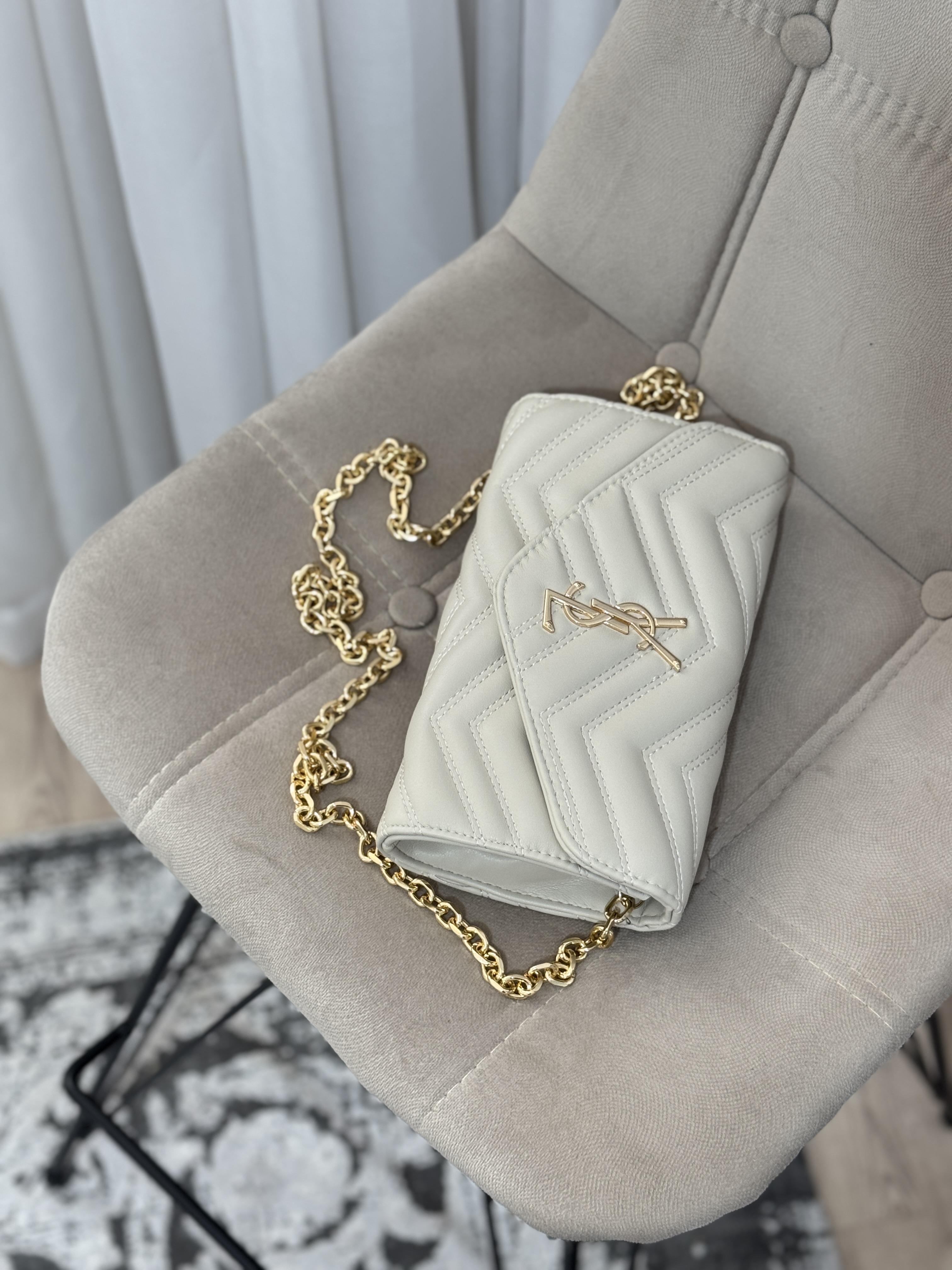 كيف گلدوزي ysl